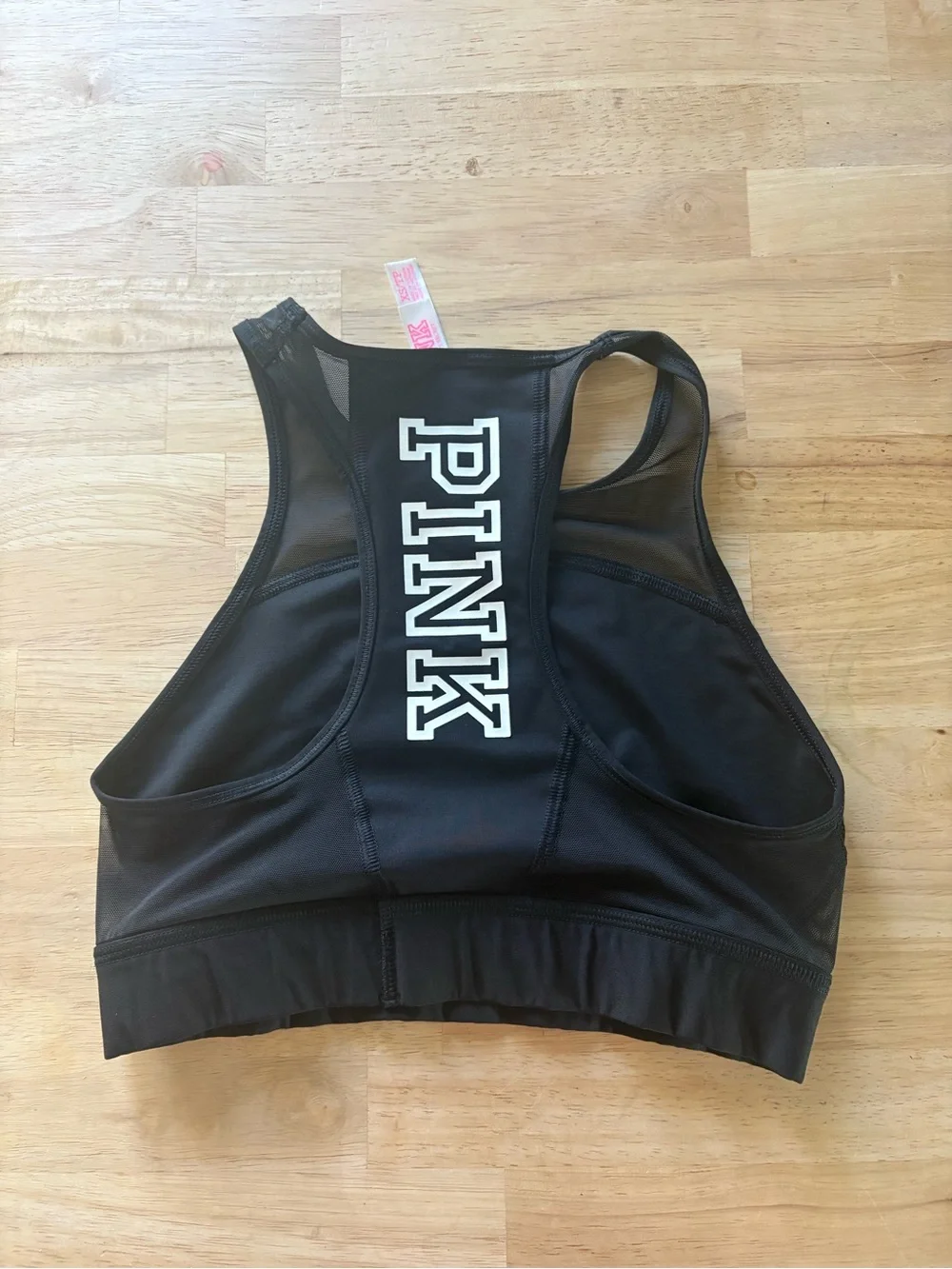 VS pink sports bra